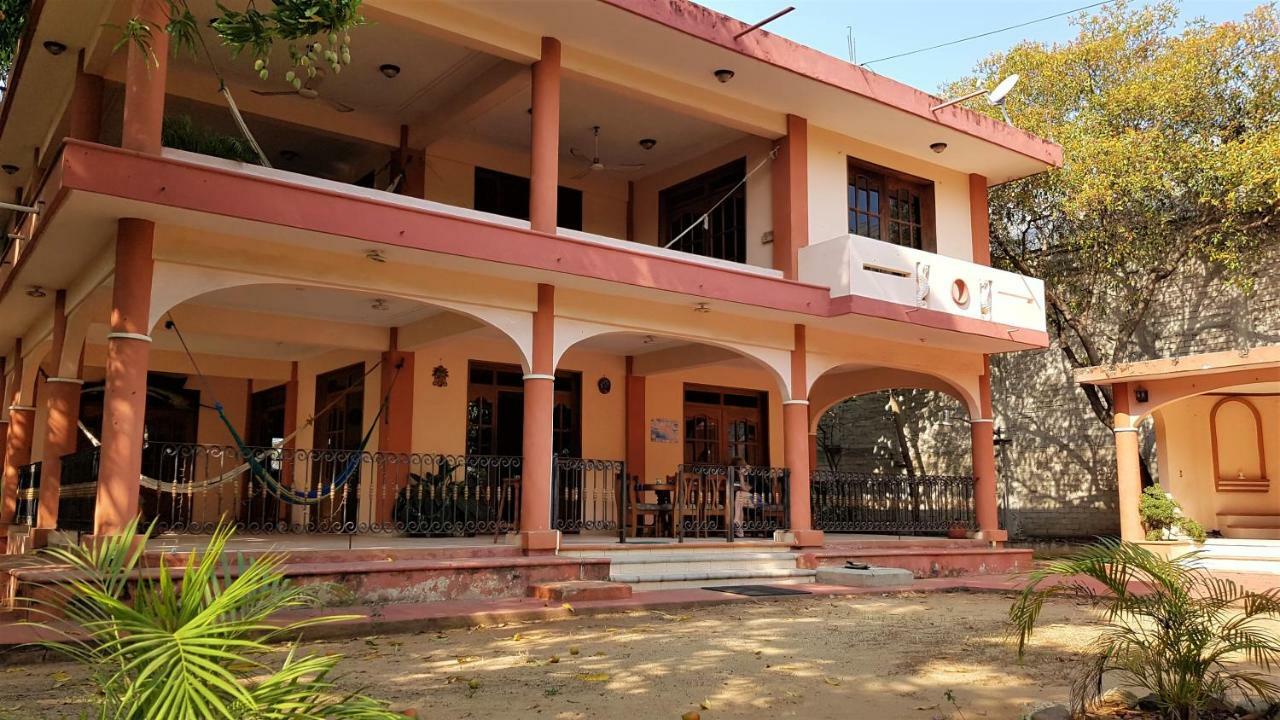 Villa Mango Hostel Puerto Escondido  Zewnętrze zdjęcie