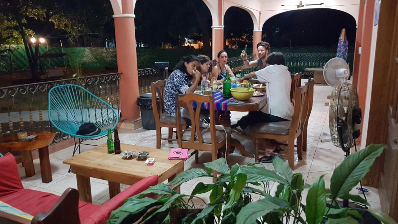 Villa Mango Hostel Puerto Escondido  Zewnętrze zdjęcie